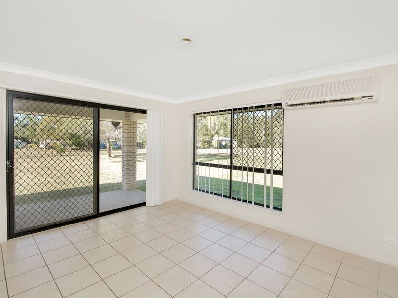 6 Eileen Court, Kensington Grove QLD 4341