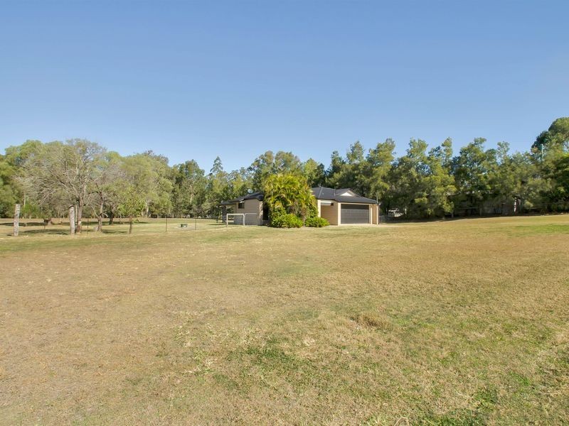 6 Eileen Court, Kensington Grove QLD 4341