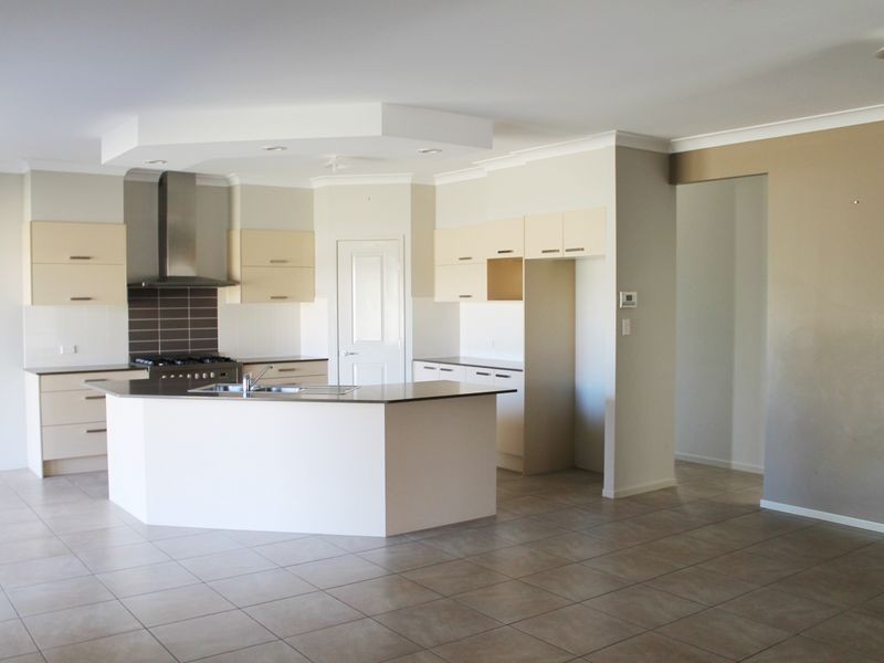 20 Hannant Road, Gatton QLD 4343