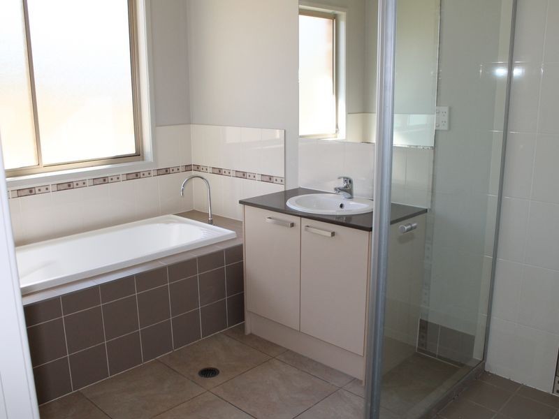 20 Hannant Road, Gatton QLD 4343