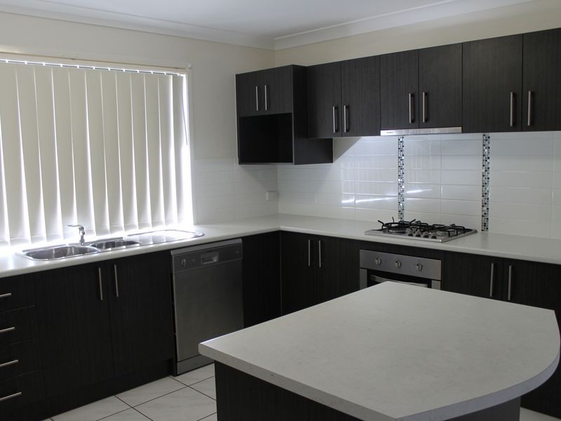 4 Durack Place, Laidley QLD 4341