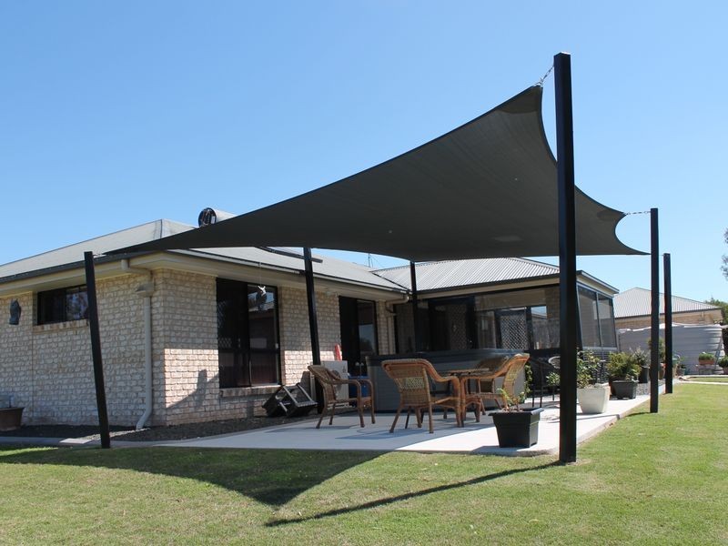 2 Lowien Close, Blenheim QLD 4341