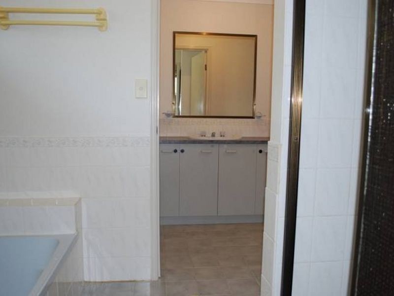 22a Wagtail Drive, Regency Downs QLD 4341