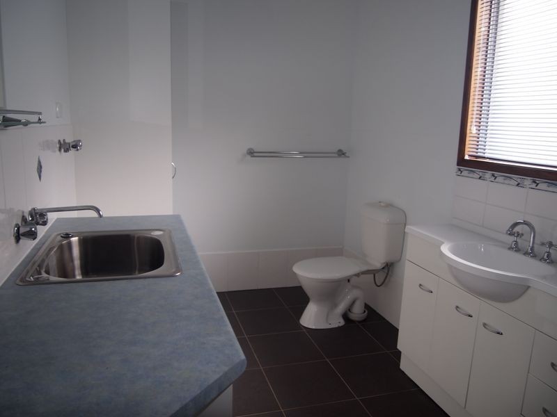 5 Forest  Avenue, Glenore Grove QLD 4342