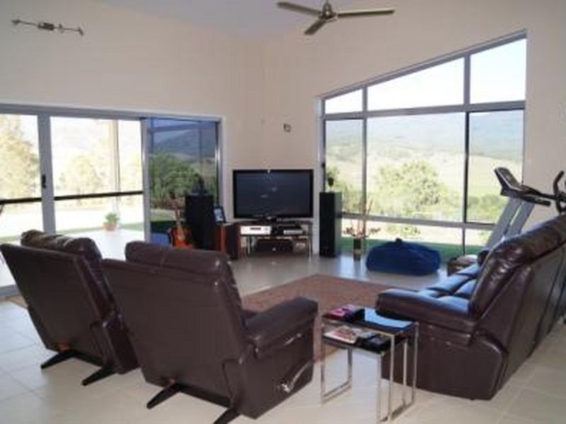 239 Mulgowie Road, Thornton QLD 4341