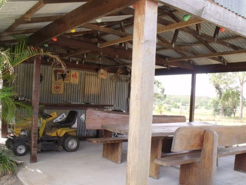 5 Helen Court, Regency Downs QLD 4341