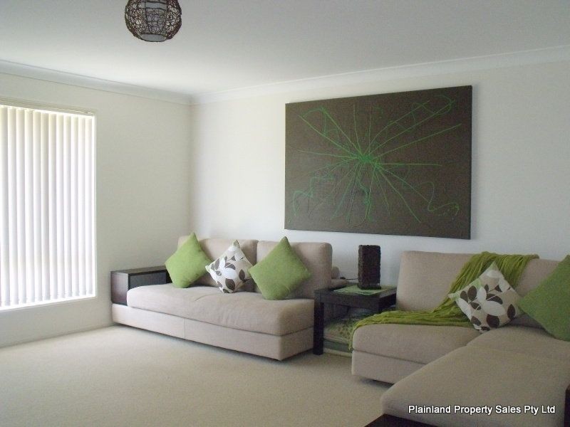 5 Helen Court, Regency Downs QLD 4341