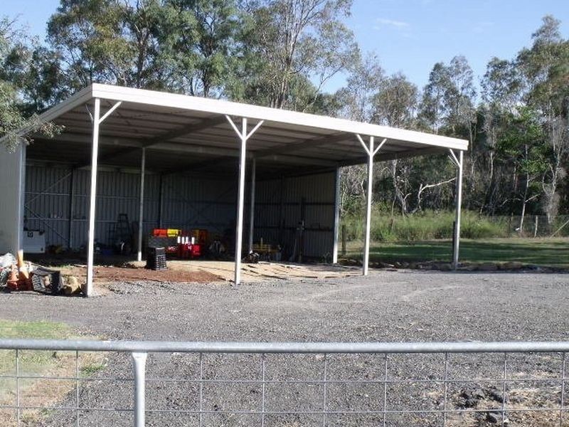 5 Helen Court, Regency Downs QLD 4341