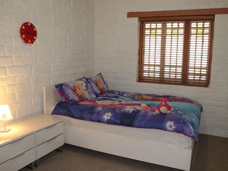 13 Topaz Crescent, Lockyer Waters QLD 4311