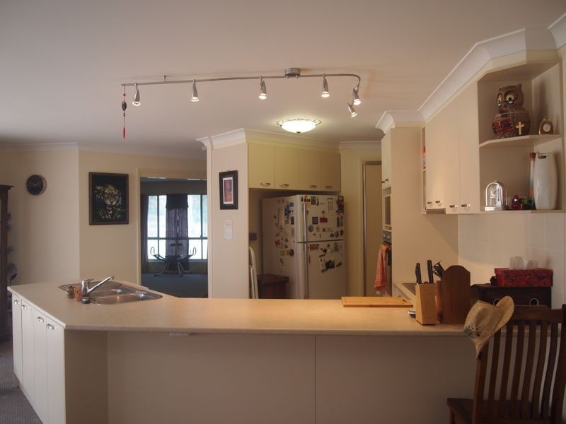 37 Gutt Road, Regency Downs QLD 4341