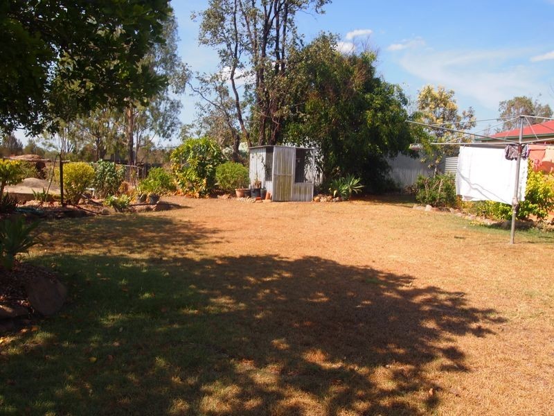 11 Topaz Crescent, Lockyer Waters QLD 4311