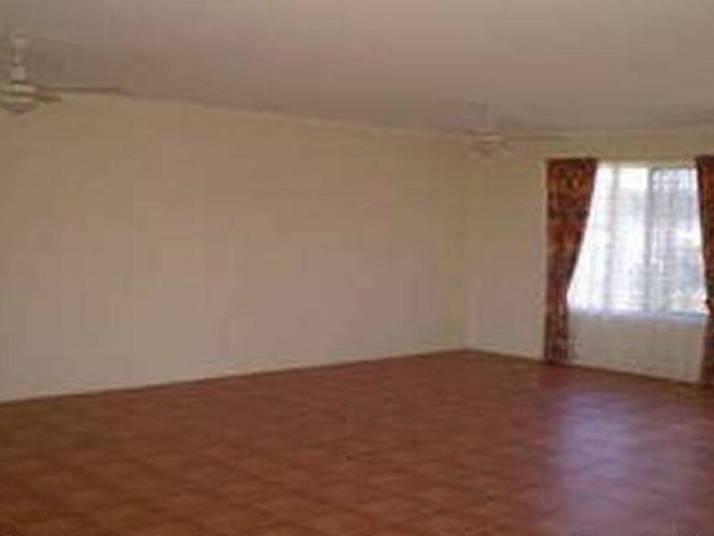 3 Swan Road, Regency Downs QLD 4341
