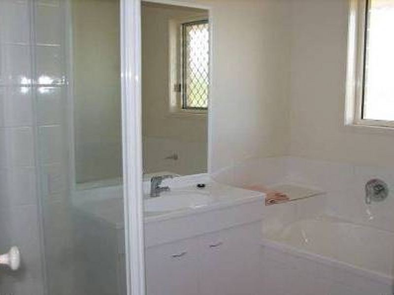 3 Swan Road, Regency Downs QLD 4341