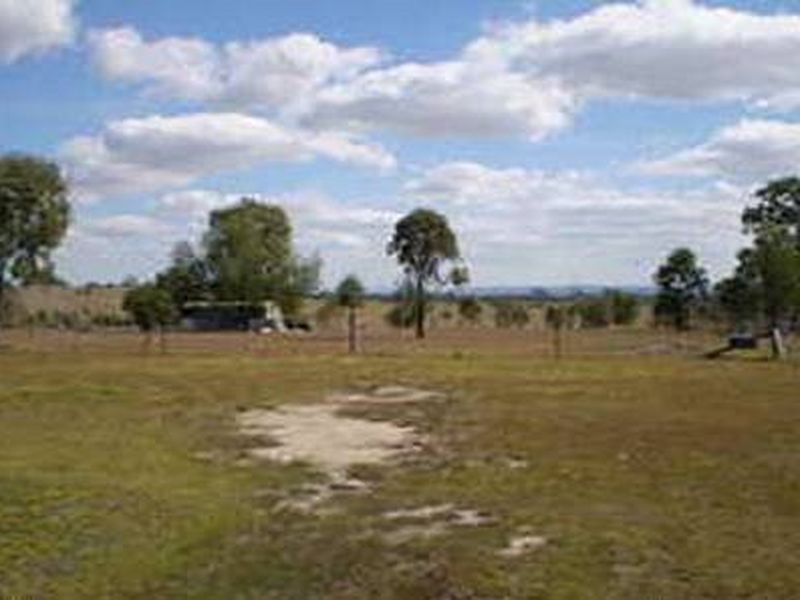 3 Swan Road, Regency Downs QLD 4341