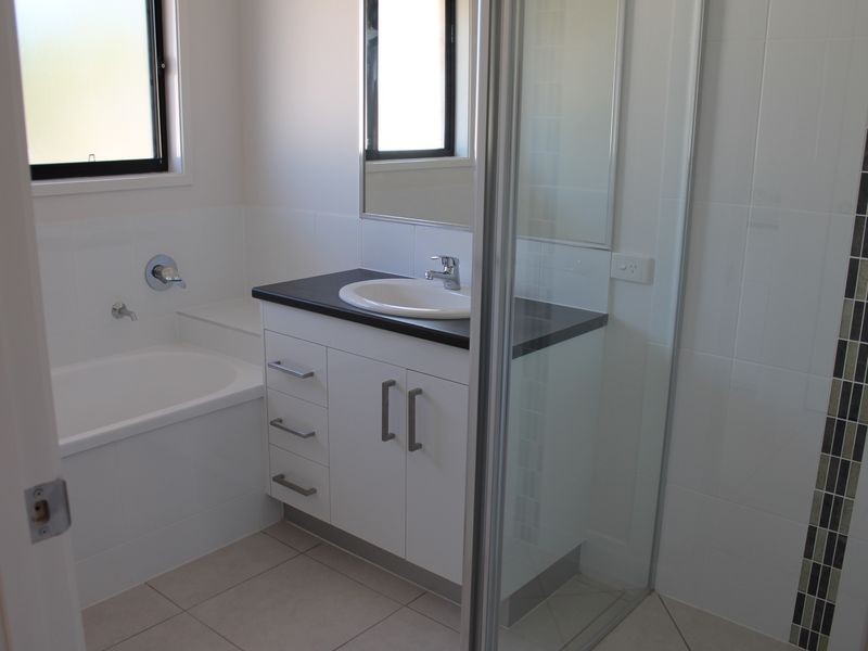5 Thredbo Court, Regency Downs QLD 4341