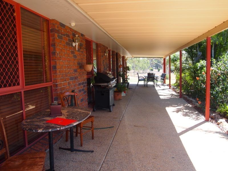 2 Helen Court, Regency Downs QLD 4341