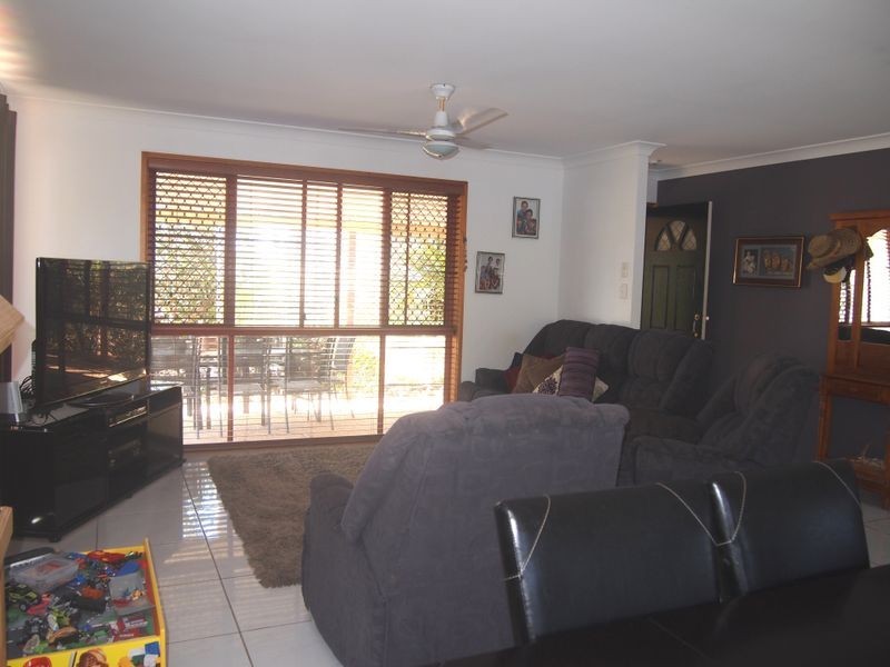 2 Helen Court, Regency Downs QLD 4341