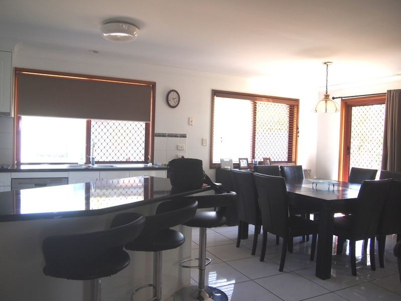 2 Helen Court, Regency Downs QLD 4341