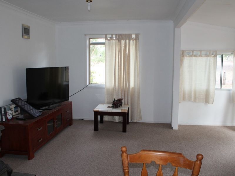 12 Zabel Drive, Plainland QLD 4341