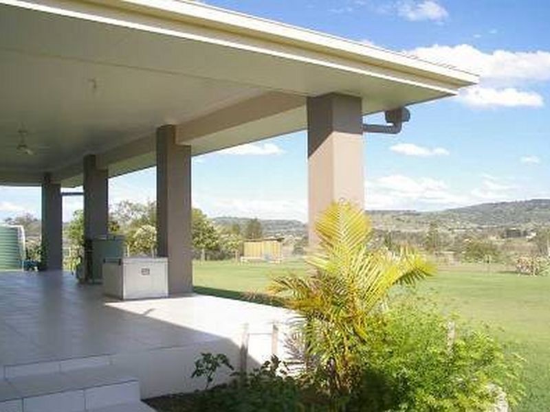 10 Graham Court, Blenheim QLD 4341