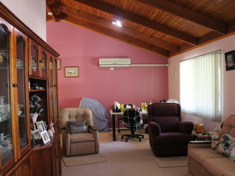 518 Willaura Drive, Mount Hallen QLD 4312