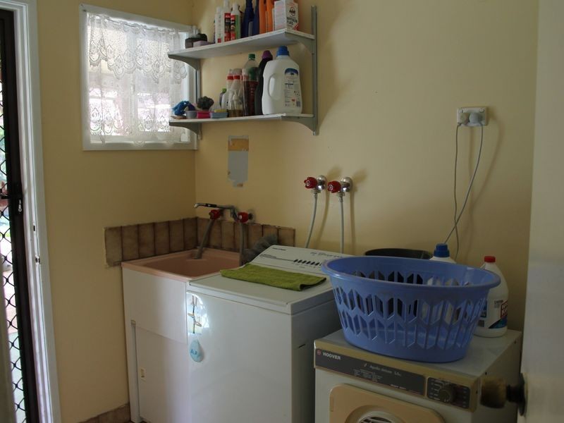 518 Willaura Drive, Mount Hallen QLD 4312