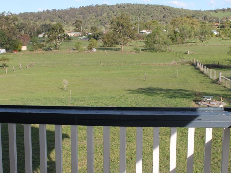 6 Grevillea Street, Plainland QLD 4341