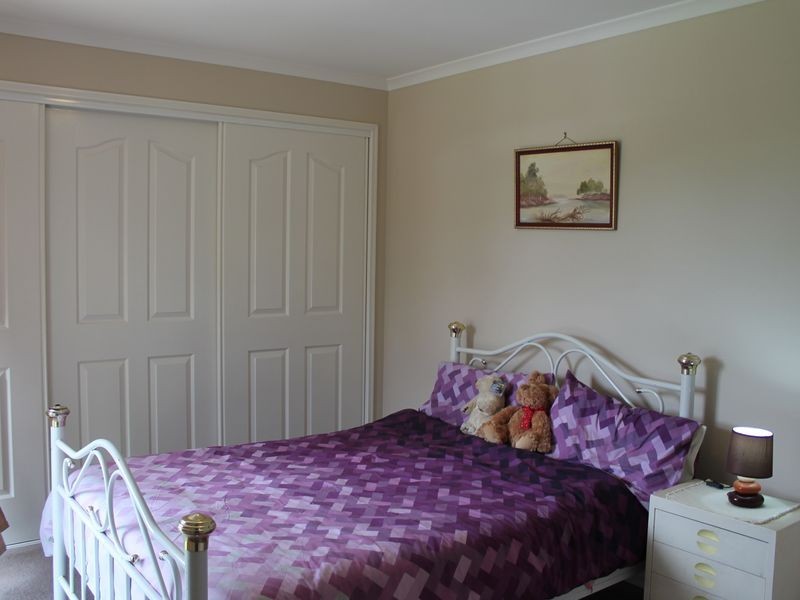 19 Anthony Court, Summerholm QLD 4341