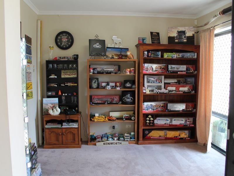 19 Anthony Court, Summerholm QLD 4341