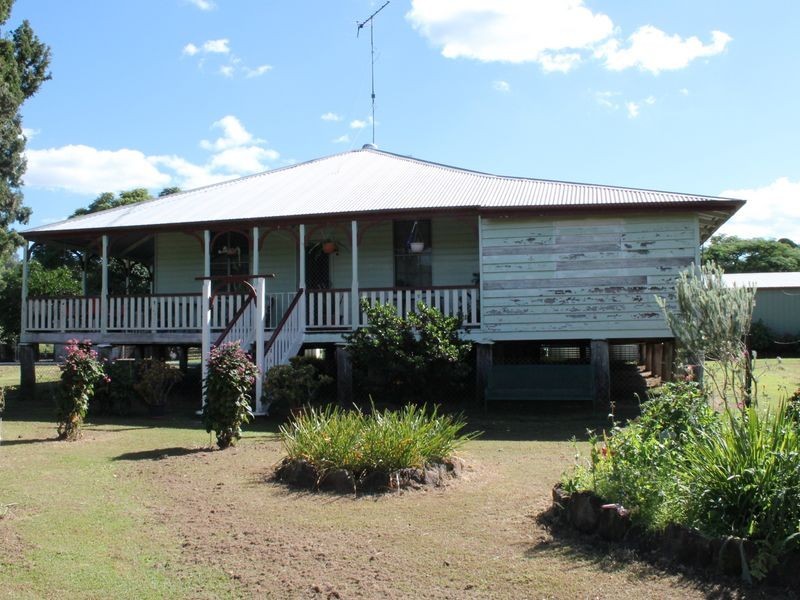 51 Long Gully Road, Summerholm QLD 4341