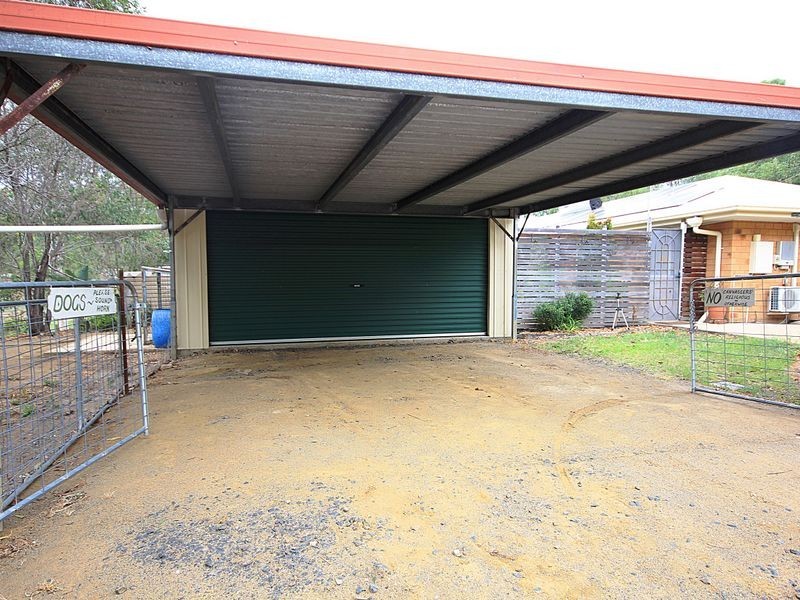 1 Bertrand Avenue, Regency Downs QLD 4341