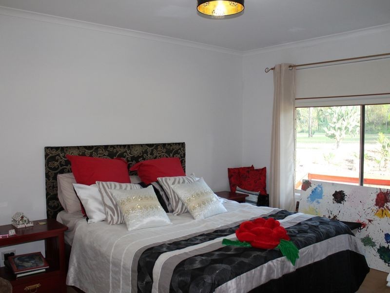15 Nathan Court, Plainland QLD 4341