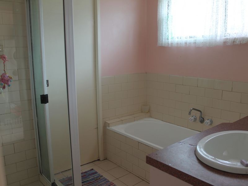 105 Gatton-Laidley Road, Forest Hill QLD 4342