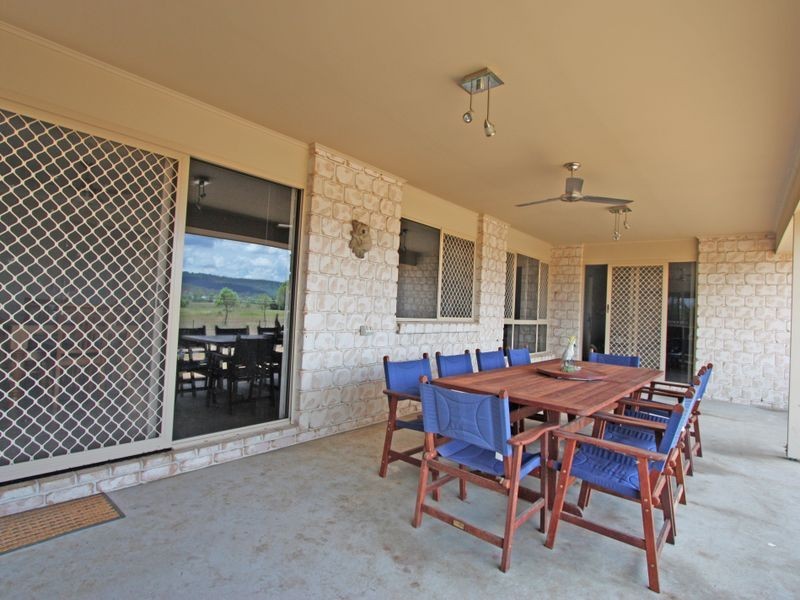 12 Blokland Court, Blenheim QLD 4341