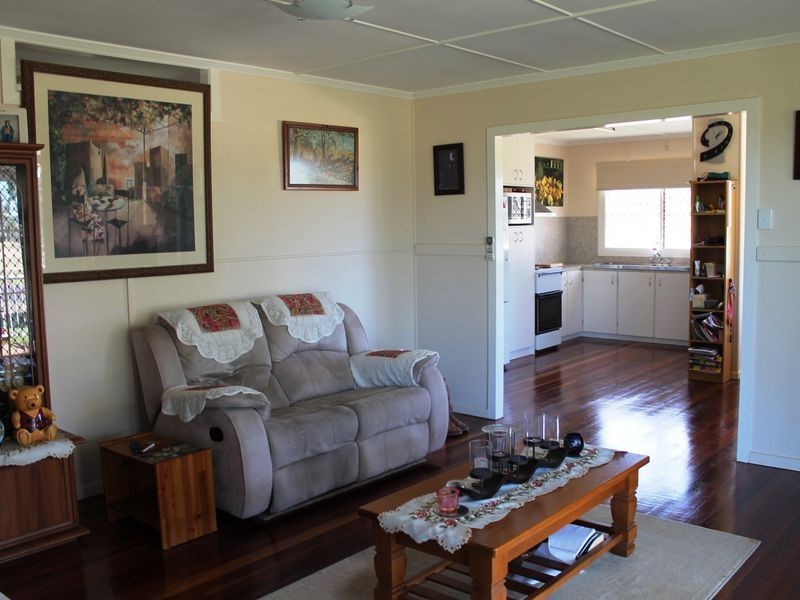 11 Niemeyer Road, Blenheim QLD 4341