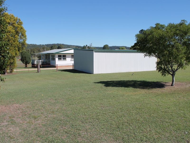 11 Niemeyer Road, Blenheim QLD 4341