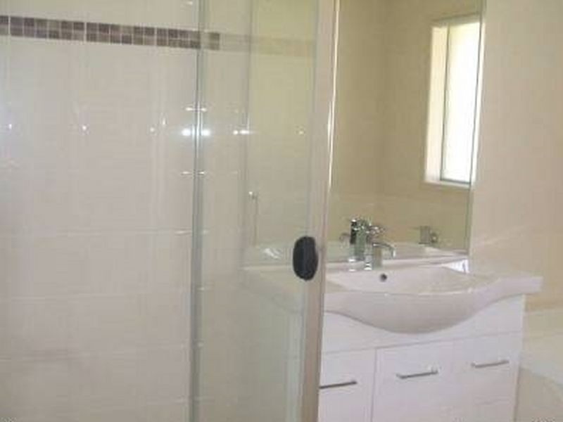 12 Bradley Close, Laidley Heights QLD 4341