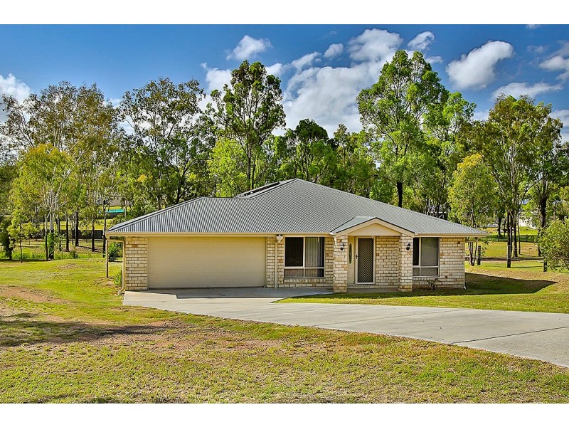 5 Riley Court, Kensington Grove QLD 4341