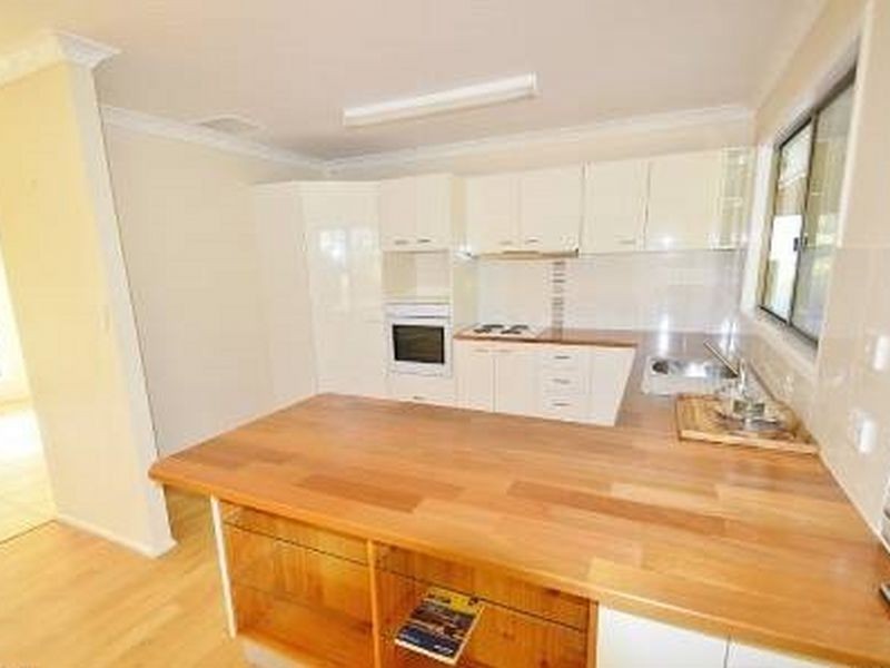 17 Wheatley Court, Regency Downs QLD 4341