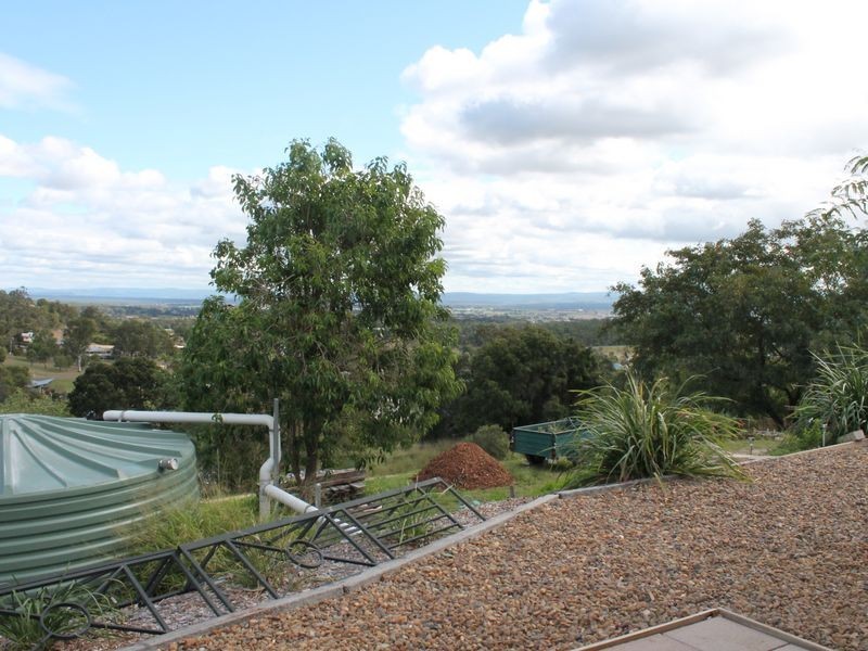 35 Donaldson Road, Plainland QLD 4341