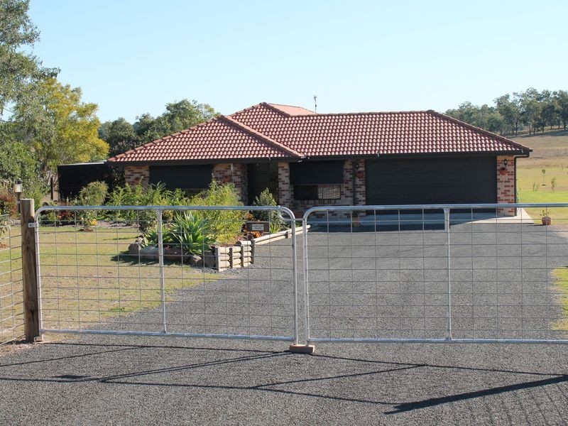 19 Gutt Road, Regency Downs QLD 4341