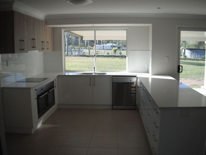 16 Legend Drive, Adare QLD 4343