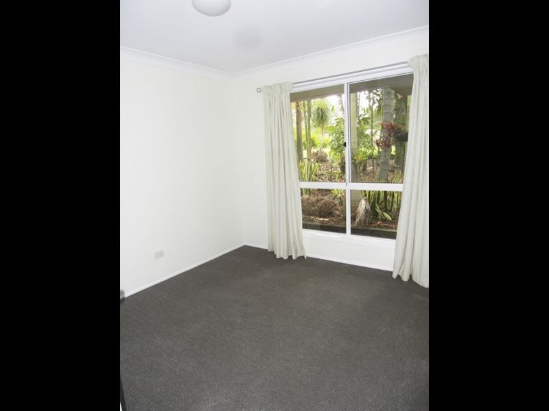 4 Lexcen Court, Kensington Grove QLD 4341