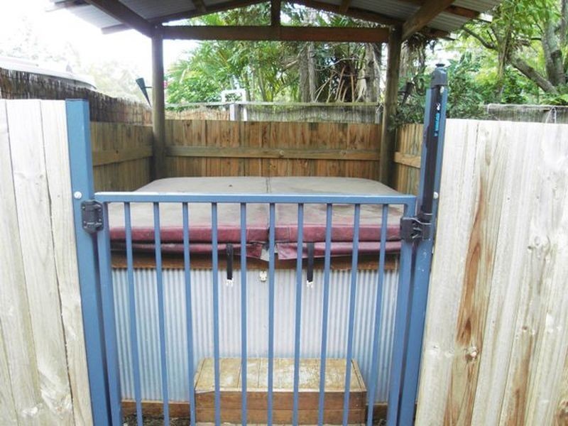 4 Lexcen Court, Kensington Grove QLD 4341