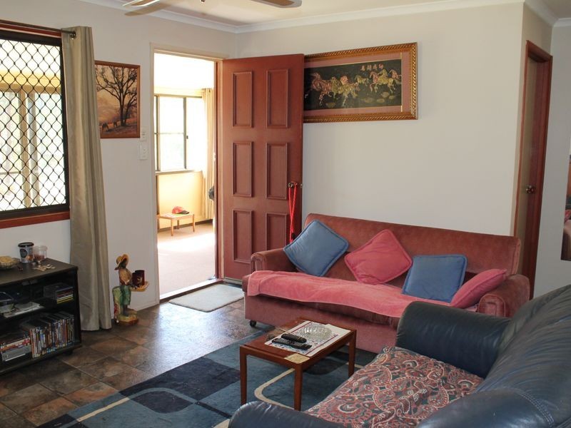 8 Rosella Avenue, Regency Downs QLD 4341