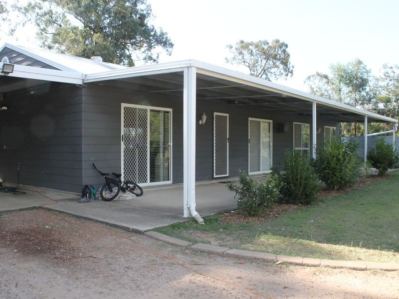 27 Kingfisher Court, Regency Downs QLD 4341