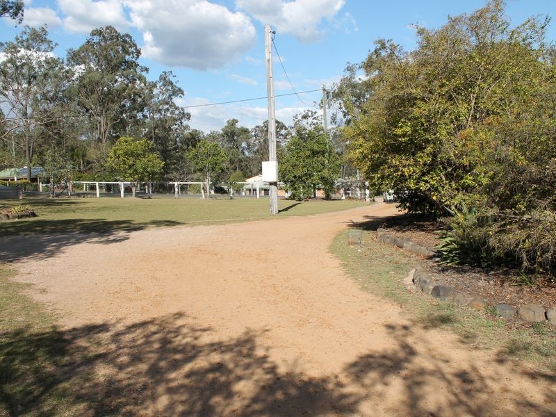 27 Kingfisher Court, Regency Downs QLD 4341