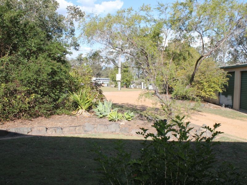 27 Kingfisher Court, Regency Downs QLD 4341