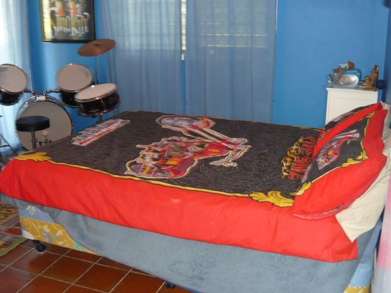 2 Logan Road, College View QLD 4343