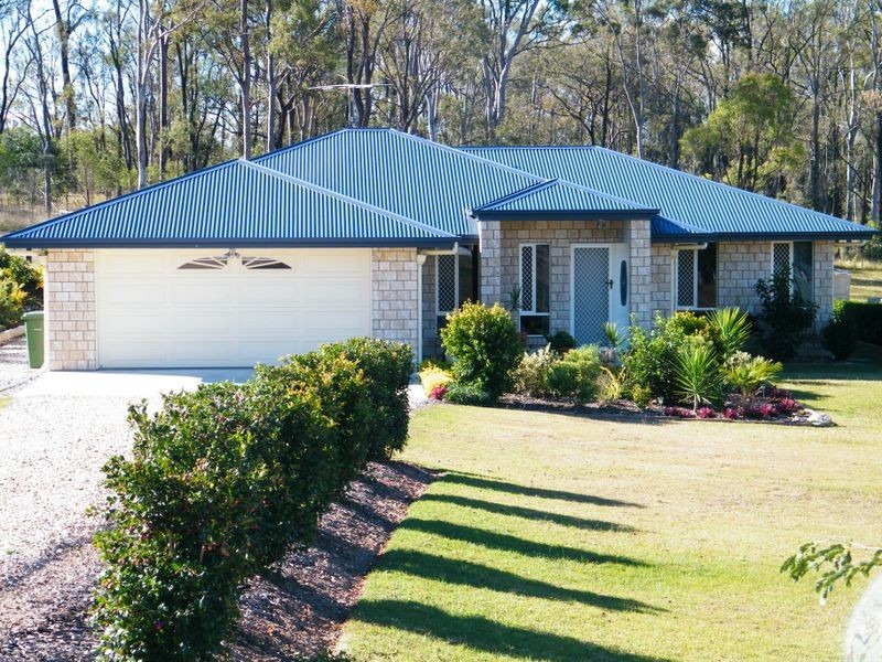 10 Senior Court, Kensington Grove QLD 4341